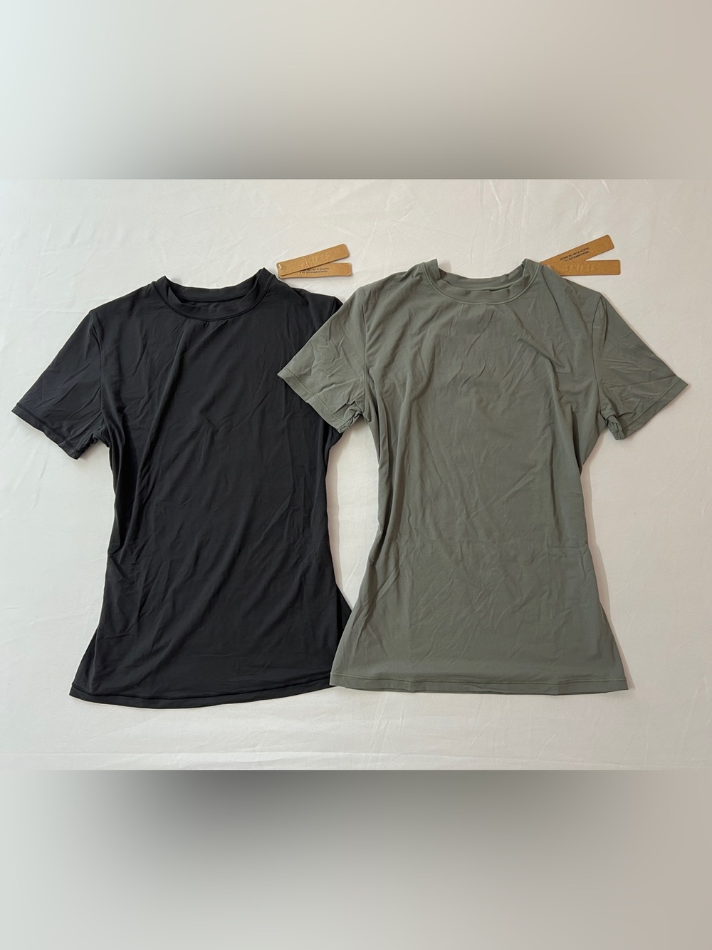 SKIMS Fits Everybody Short Sleeve T-shirt Top Tee Bundle Black Grey Onyx